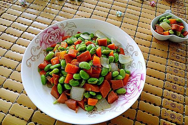 火腿炒毛豆的做法图解8