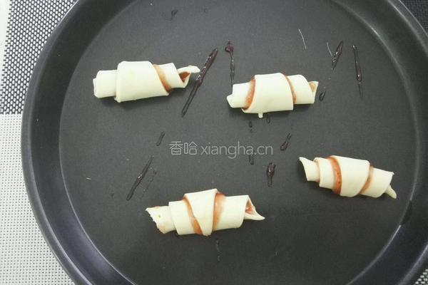 香酥草莓牛角包的做法图解4