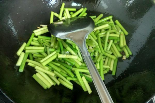 蒜苔炒肉丝的做法图解8