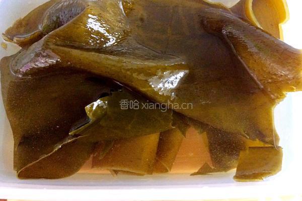 排骨炖海带的做法图解2