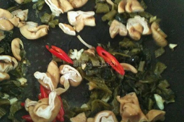 大肠咸菜面的做法图解5