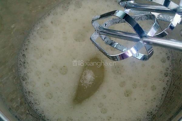 葡萄干戚风蛋糕的做法图解9