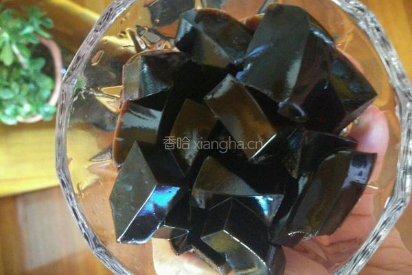 牛奶菊花龟苓膏的做法图解14