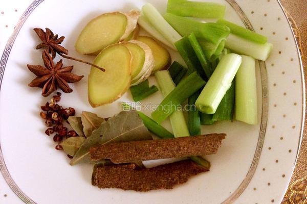 牛肉炖土豆的做法图解3