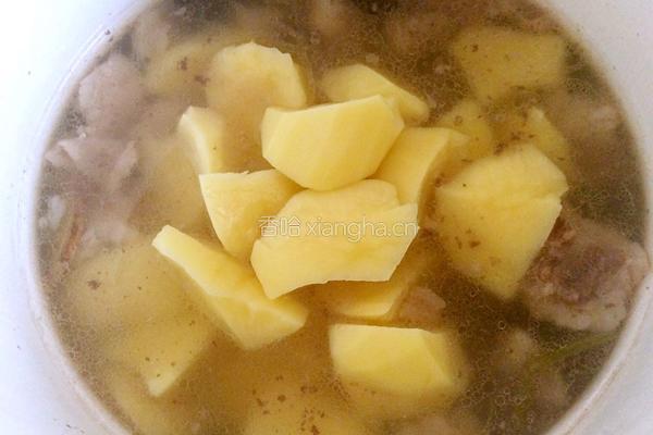 牛肉炖土豆的做法图解7