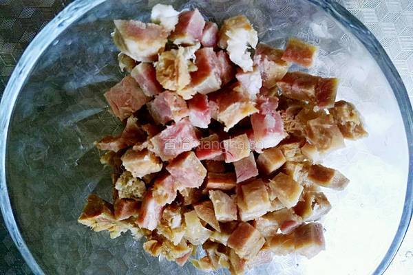 腊肠时蔬咖哩炒饭的做法图解2