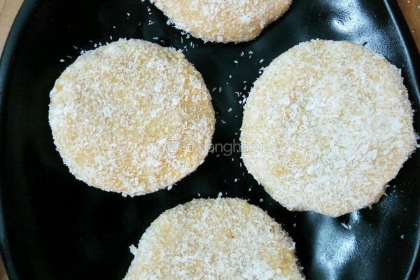 椰香红薯饼的做法图解6