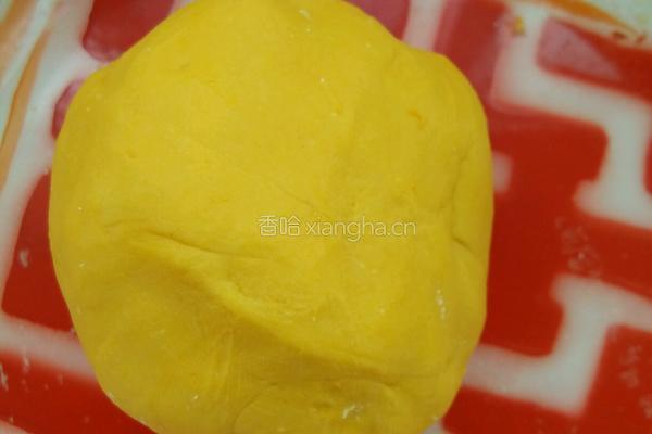 黄金小猪豆沙包的做法图解3