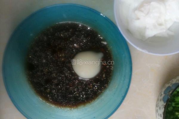 芹菜叶子油泼面的做法图解7