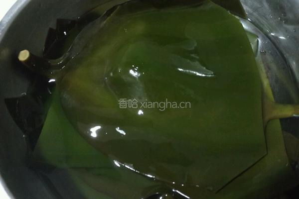 泡椒海带的做法图解1