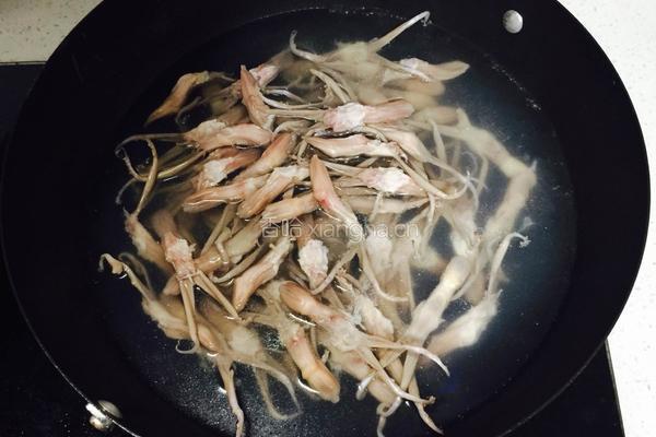 酱鸭舌的做法图解2