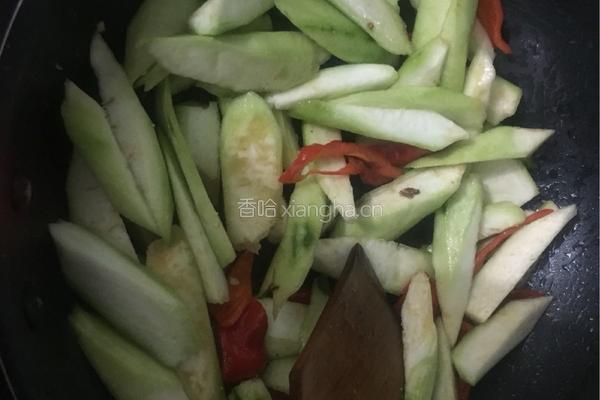 丝瓜炒鸡蛋的做法图解8