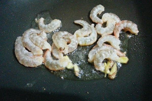 玉米青豆虾仁的做法图解3