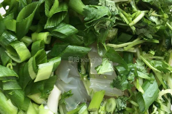 黄瓜拌凉皮的做法图解2