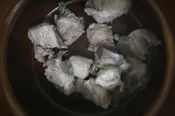 龙骨菜干汤（沙煲法）的做法图解3