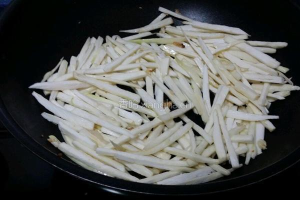 茭筍炒肉絲的做法图解4
