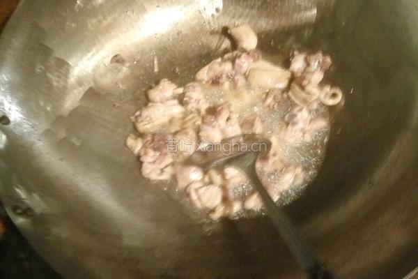 辣椒炒鸡腿的做法图解4