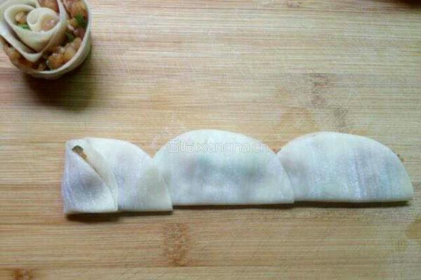 玫瑰花饺子的做法图解4