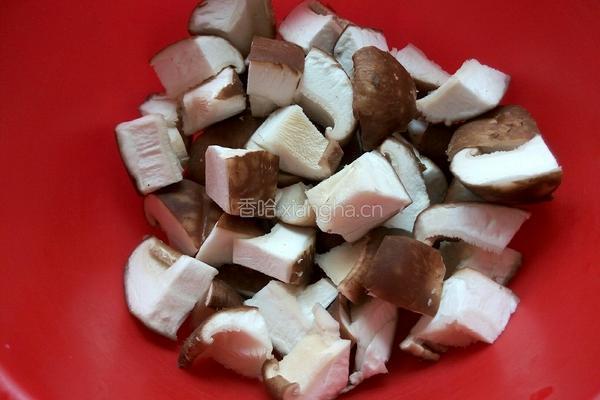 耗油香菇油菜的做法图解2