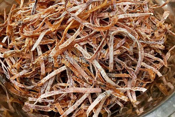 辣炒鱿鱼丝的做法图解2