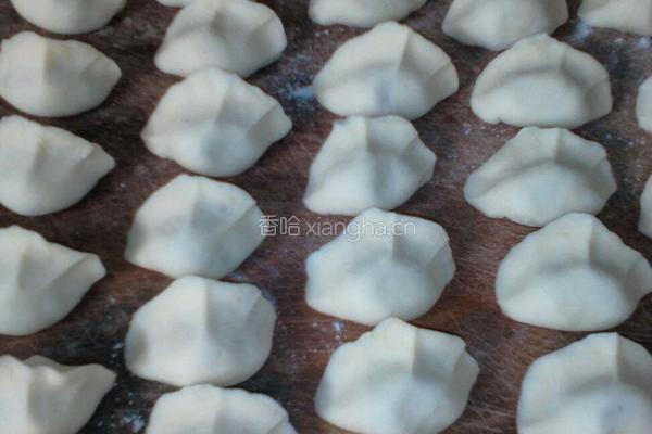 猪肉大葱饺子的做法图解9
