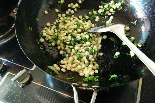 玉米蛋炒饭的做法图解2