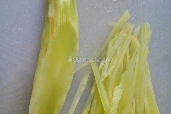 脆爽青笋的做法图解2