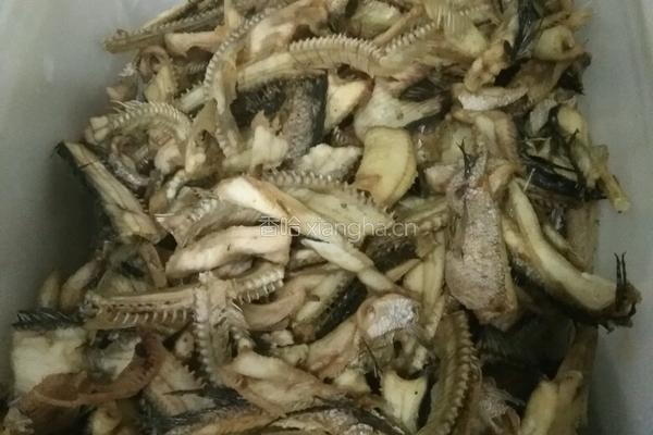 奶酸菜鱼的做法图解1