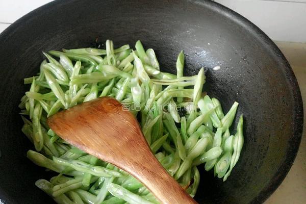豆角焖面的做法图解11