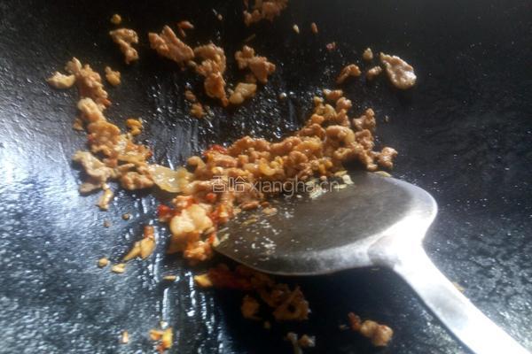 肉沫炒酸豆角的做法图解3