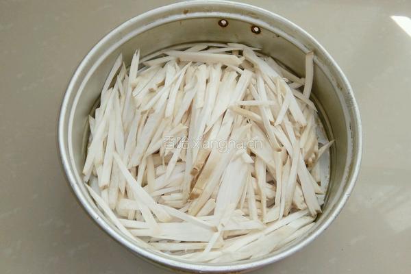 凉拌杏苞菇的做法图解2