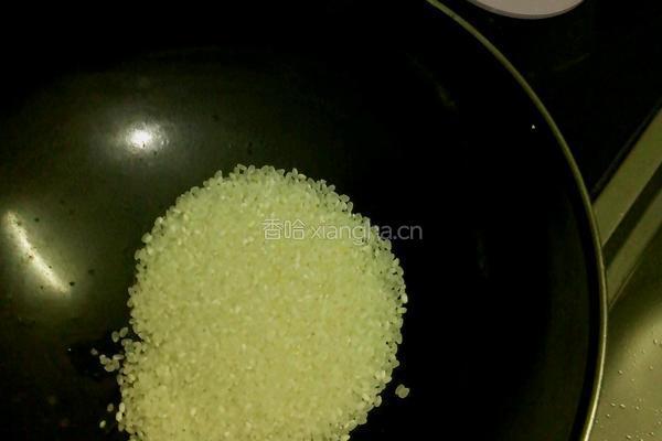 大米皮蛋末粥的做法图解3