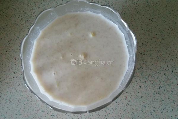 水果牛奶麦片粥的做法图解2