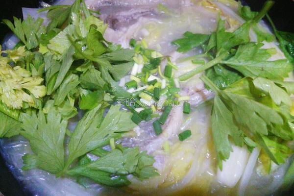 娃娃菜粉丝豆腐鱼汤的做法图解10