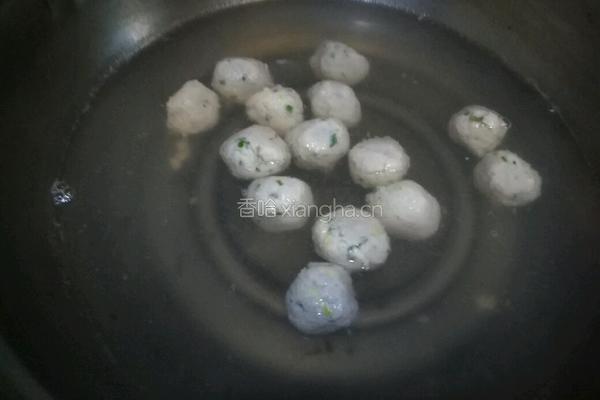青菜鸡肉丸子汤的做法图解5