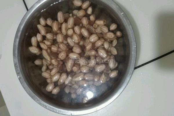 花生浆蔬菜粥的做法图解1
