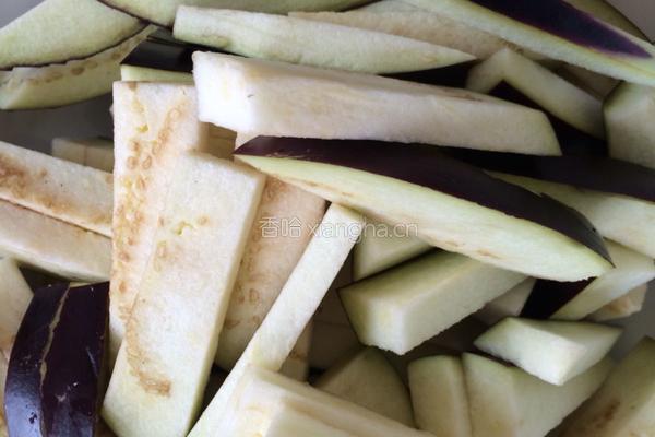 茄子豆角的做法图解1