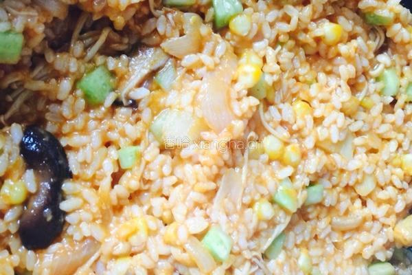 辣白菜炒饭的做法图解2