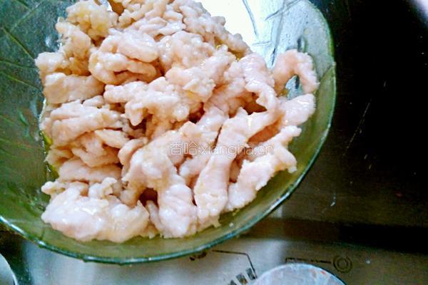 红萝卜丝炒肉丝的做法图解7
