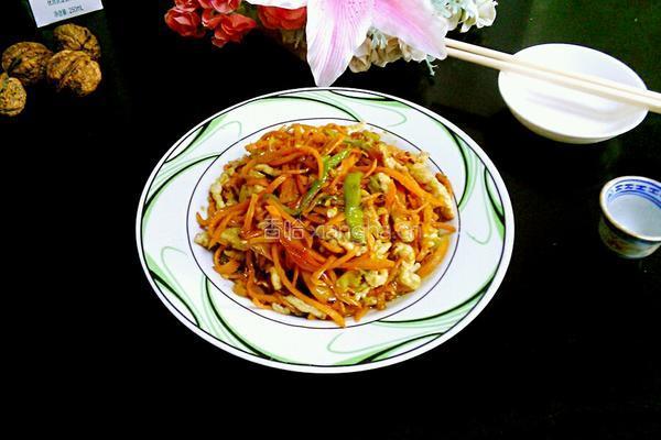 红萝卜丝炒肉丝的做法图解13