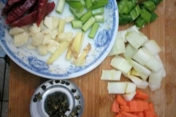 东北宫保鸡丁的做法图解2