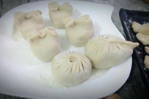 玉米胡萝卜香菇饺子的做法图解12