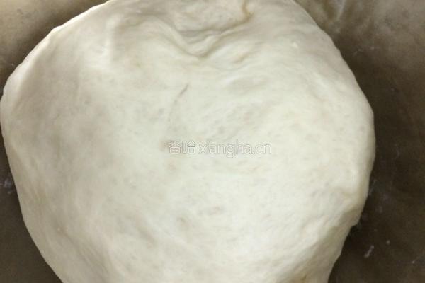 椰蓉豆沙无黄油小餐包的做法图解3