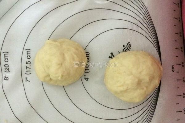 椰蓉豆沙无黄油小餐包的做法图解4