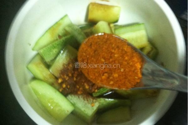 夏日清凉小黄瓜的做法图解8