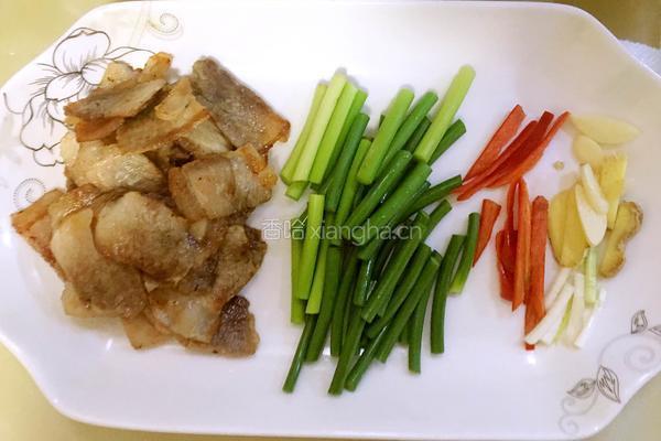 蒜苔回锅肉的做法图解4