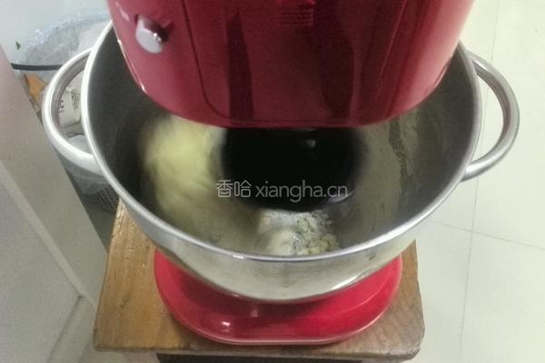 椰蓉花色小餐包的做法图解3