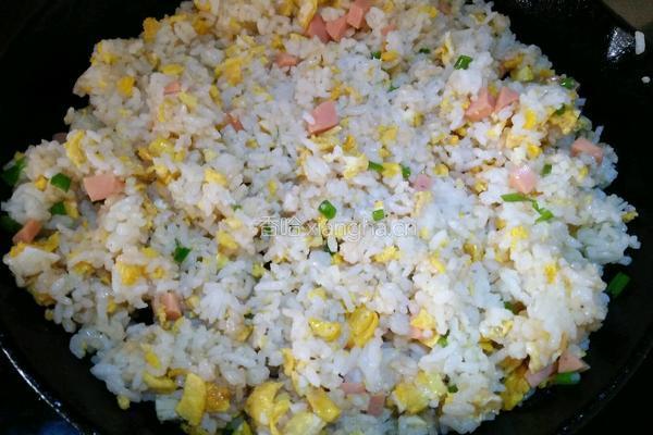 火腿蛋炒饭的做法图解7