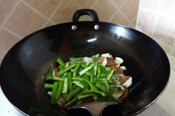 杭椒肉丝炒茶干的做法图解6