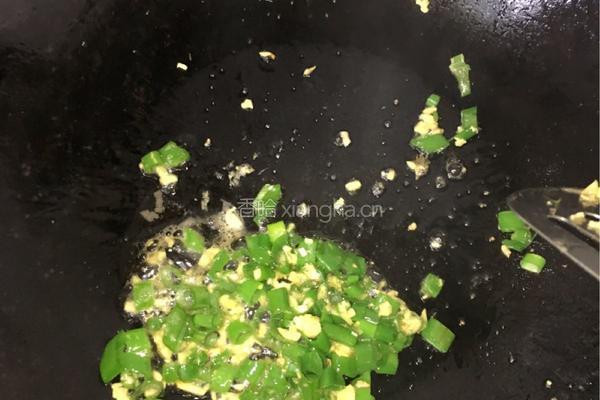 丝瓜炒鸡蛋的做法图解5